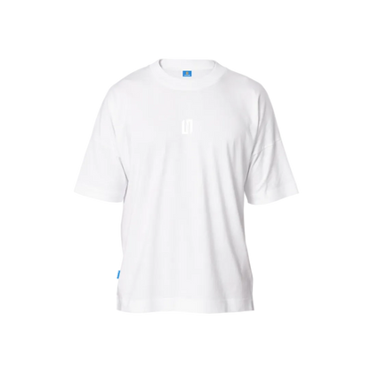 Default men’s oversized white tee